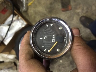Front of gauge