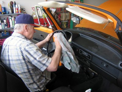 FIRST INTERIOR CLEAN UP AT BOB'S 004.JPG