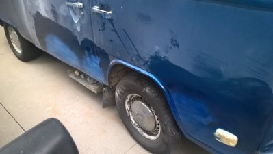 WP_20160831_18_56_26_Pro.jpg (1.34 MiB) Viewed 1955 times The end result: the sides look infinitely better, but because of the color mismatch, the bus is still ratty, just on another level. Win.