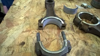 WP_20160601_18_56_41_Pro.jpg (659.62 KiB) Viewed 2136 times New silverlines. We joke about signing the main bearings