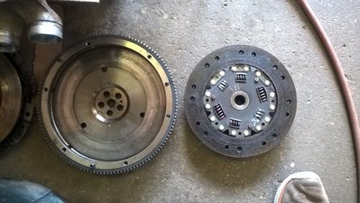 WP_20160601_16_50_27_Pro.jpg (640.74 KiB) Viewed 2659 times bus came with a weird clutch disk with continuous facing